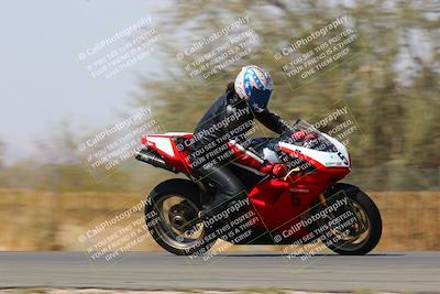 media/Mar-28-2022-Superbike Trackdays (Mon) [[b8603d0f67]]/Open Track Time/Turn 3 Inside/